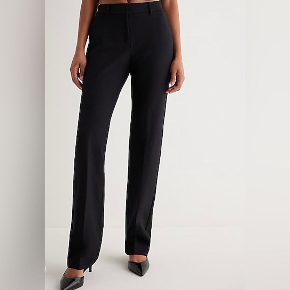 NWT Express Women Editor Boot Mid Rise Dress Pant Size 12S in Black Color